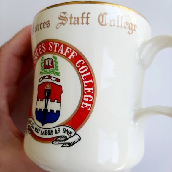 VTG ARMED FORCES COLLEGE MUG - Picture 4 of 10